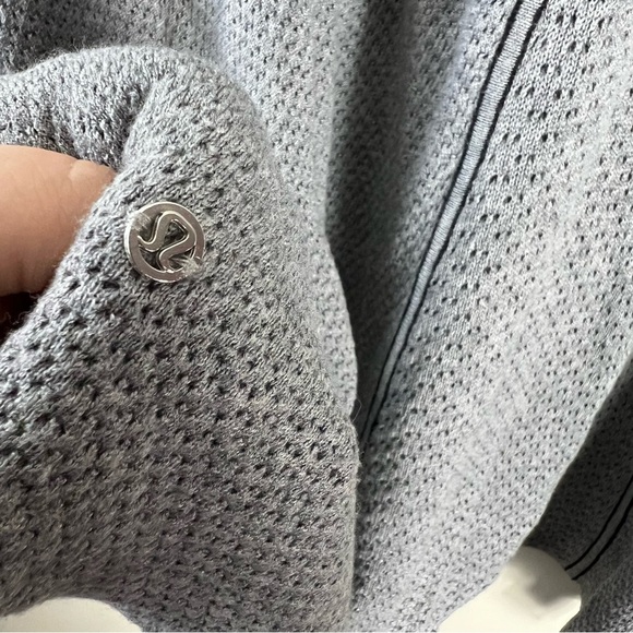 Lululemon Mandala Wrap Black / Heathered Medium Grey SZ O/S Cashmere Blend Knit - Picture 13 of 14